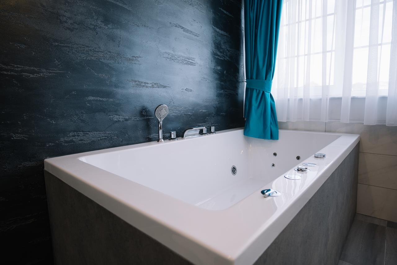 Norm Hill Hotel Cluj-Napoca Luaran gambar